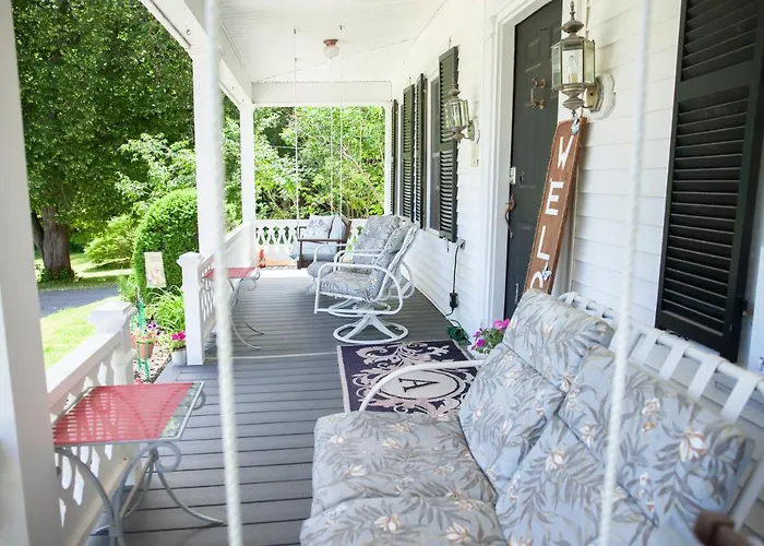 Aiken Manor B&B